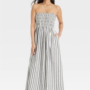 Universal Thread Black and White Strapless Dress